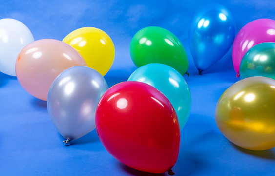 Palloncini Bilder Durchsuchen 2,177 Archivfotos, und