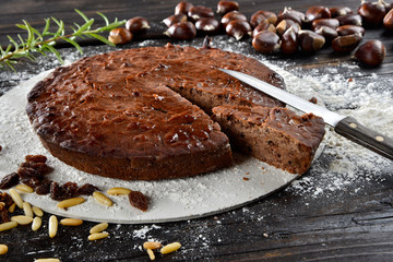 Castagnaccio torta di castagne