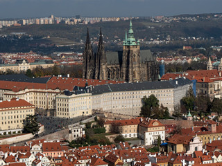 Prager Burg, Pražský hrad, mit Sankt-Veits-Dom (Chrám sv. Vita) 