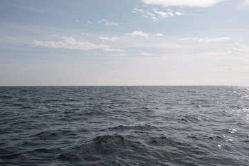 Fototapeta premium Horizonte marino visto desde el barco