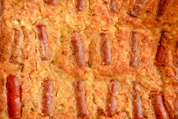 Fried sausage tart with eggs