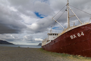 Garðar BA 64 Shipwreck