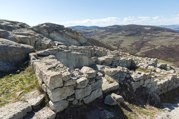 Fototapeta na wymiar Ruins of The ancient Thracian city of Perperikon, Bulgaria