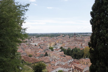 Landscape of veronaincluding buildings, trees and rivers