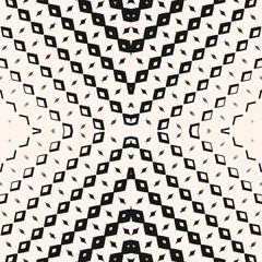 Behang Zwart-wit geometrische naadloze halftoonpatroon met ruiten in kruisvorm © Olgastocker