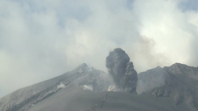 Explosive Eruption From Crater Of Sakurajima Volcano - 2011