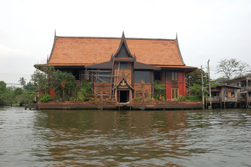 A modern temple in one of the khlongs of Bangkok, Thailand