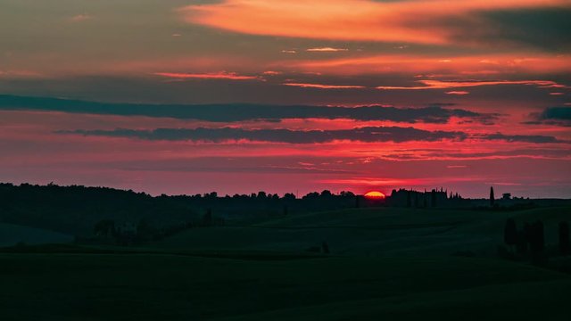 Time Lapse - Beautiful Sunset and Tusscany Landscape in Pienza Italy- 4K
