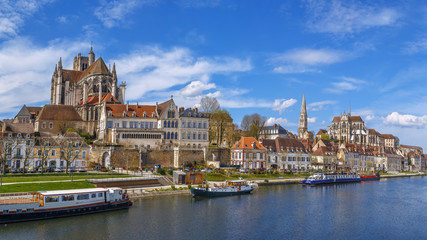 Naklejka premium Panoramic view of Auxerre, France