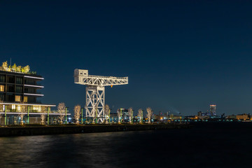 横浜ハンマーヘッドの夜景