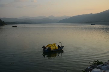 Beautiful sunset view of Govind sagar lake at Bilaspur on Monday. Photo by Pradeep Kumar 
