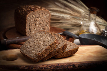 Wholemeal bread with sunflower seeds.