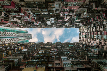 Fototapeta na wymiar Crowded old building in hong kong