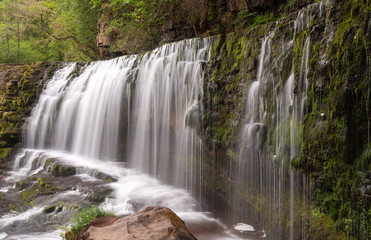 Fototapeta na wymiar Sgwd Isaf Clun-gwyn waterfall