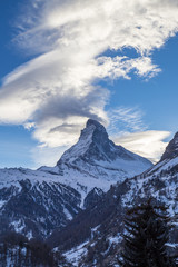 Fototapeta na wymiar Paysage de montages - Zermatt - Suisse