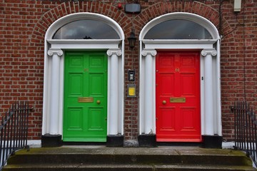 Fototapeta na wymiar Colorful doors in Dublin Ireland