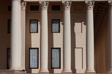 Obraz premium Elements of architecture. Part of the building with columns.