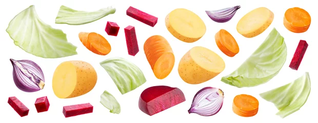 Afwasbaar Fotobehang Verse groenten Mix van groenten geïsoleerd op een witte achtergrond, ingrediënten voor Russische borsjtsoep