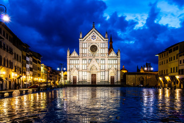 Fototapeta na wymiar Magnificent Basilica of Santa Croce in Florence, Italy