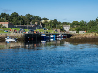 Brora / Szkocja - 26 sierpień 2019: Łodzie w dzień w Brora © Adam Wrobel