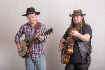 musicians with banjo and guitar