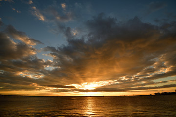 朝焼け　日の出