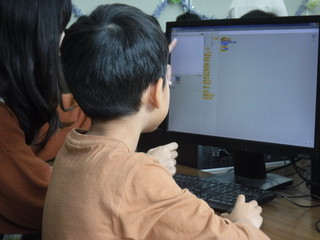 Programming Class  -  プログラミング教室（2020年必修科目）