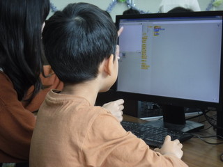 Programming Class  -  プログラミング教室（2020年必修科目）