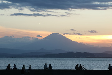 Fototapeta na wymiar 江の島から望む富士山