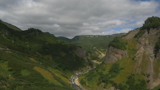 Stock Video Footage flying through the gorge