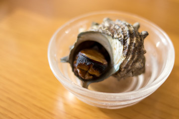 サザエのつぼ焼き