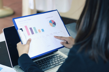 woman using laptop with Big Data, Storage Network Online Server Concept ,and icon. Digital concept. Internet on everyday. Global connecting concept.