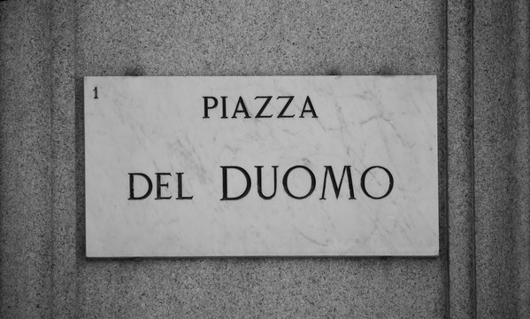 piazza duomo sign in Milan