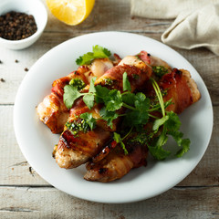 Chicken with bacon and pesto sauce