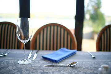 wine restaurant serving romance / beautiful concept alcohol glass, holiday dinner in a cafe