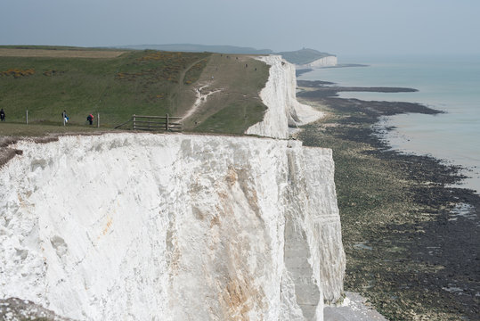 white chalk cliffs of dover