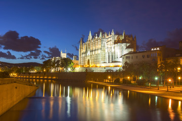 Cathedral of Santa Maria of Palma (La Seu) at sunset, Palma de Mallorca, Spain © Mistervlad