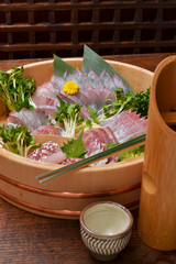 かんぱち樽盛りで一杯