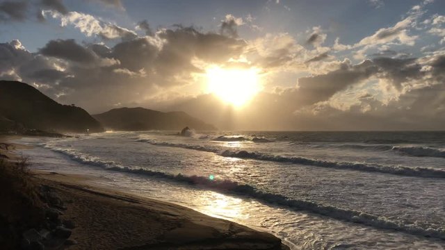 夕陽に輝く波 荒波 夕陽 逆光 反射 フィックス 二見ヶ浦 v04_00396(IMG_6443)