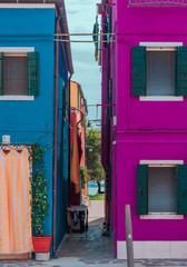 Fototapeta na wymiar Colourfull houses in Burano Venice 06