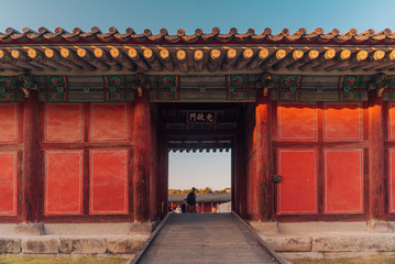 Fototapeta premium Oriental palace at autumn