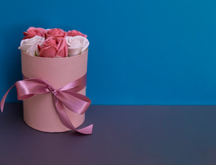 Happy Valentine's Day gift box of flowers