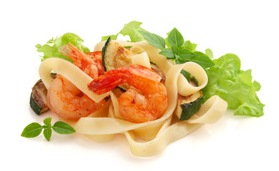 Fried shrimps with cabbage and pasta