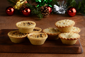 christmas fruit tarts and mincemeat pies