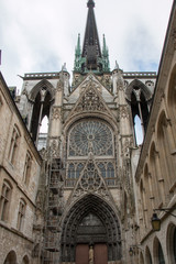 Fototapeta na wymiar Rouen patrimoine religieux Normandie France
