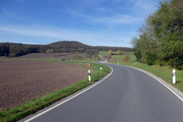 Staatsstraße 2421 von Stierhöfstetten nach Greuth