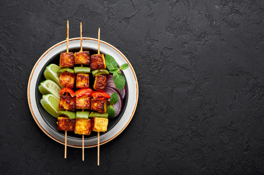 Indian Grilled Chicken Tikka Kebabs On Skewers Stock Photo, Picture and  Royalty Free Image. Image 54725097.