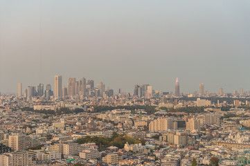 東京都世田谷区三軒茶屋から見る東京の夕景