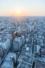 Fototapeta premium 東京都世田谷区三軒茶屋から見る東京の夕景