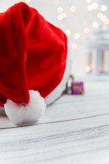 Święta i czapka Świętego Mikołaja © andsko